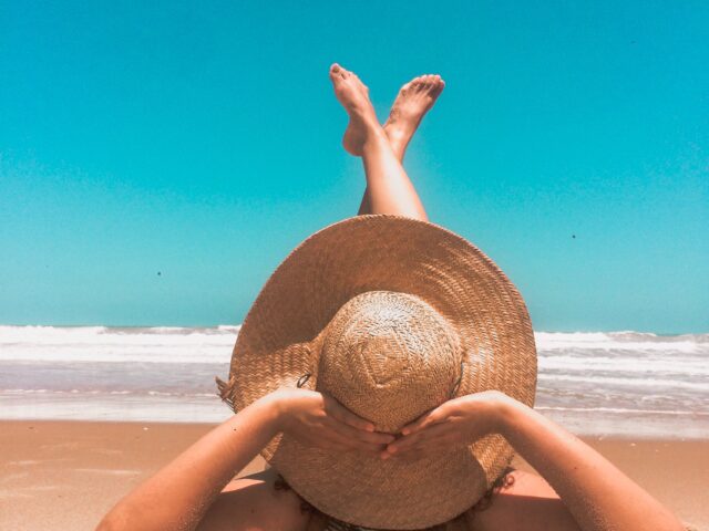 Travel and Dining Out Tips for Weight Loss Success